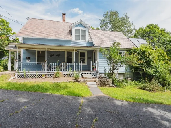 44 William St, Shelburne Falls, MA 01370
