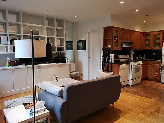 Rented by Owner | media 18