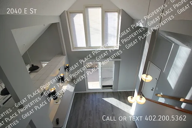 2040 E St — Photo 5