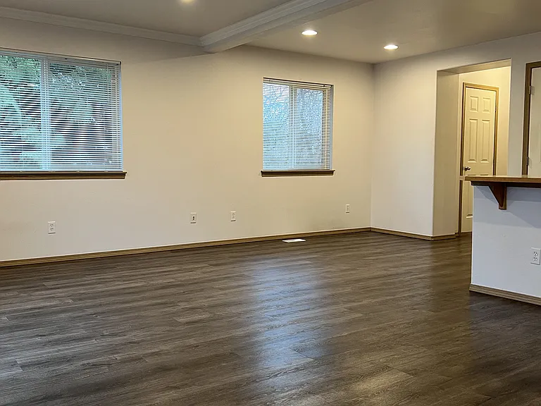 10104 Montana Rd #B — Photo 14