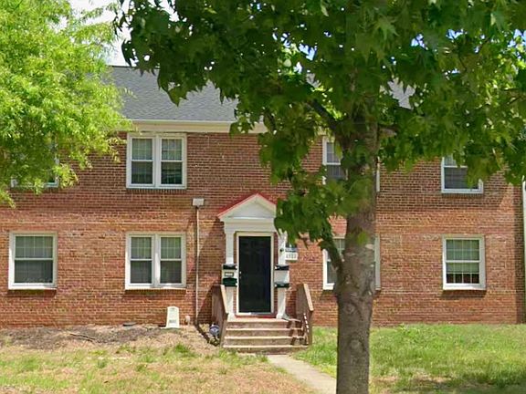 5th image of 4911 Chamberlayne Ave APT B