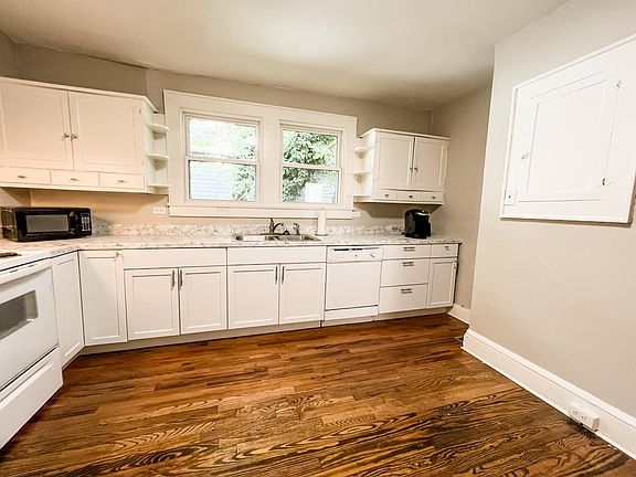 5th image of 1801 Woodbine Ave