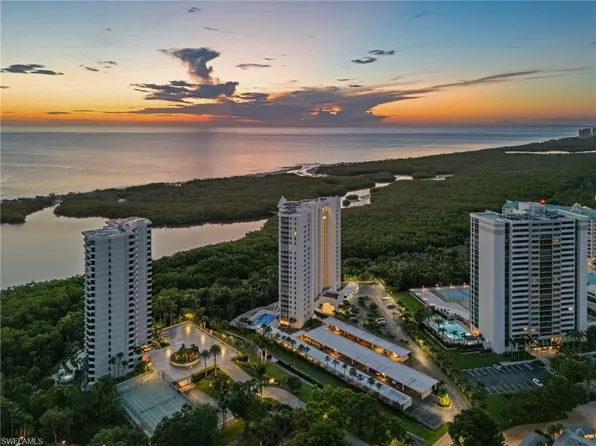 5550 Heron Point DR #904, NAPLES, FL 34108