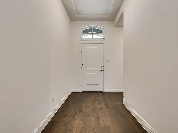 5th image of 4100 Gray Wolf Dr