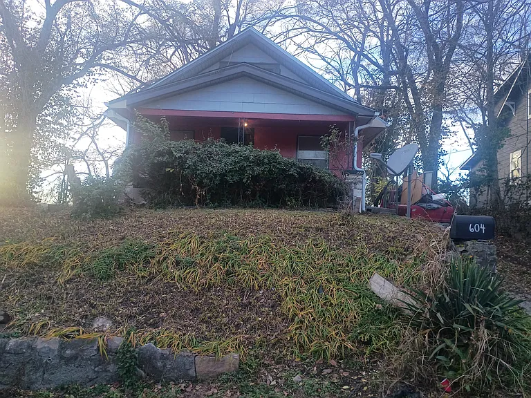 604 S Glenwood Ave — Photo 1