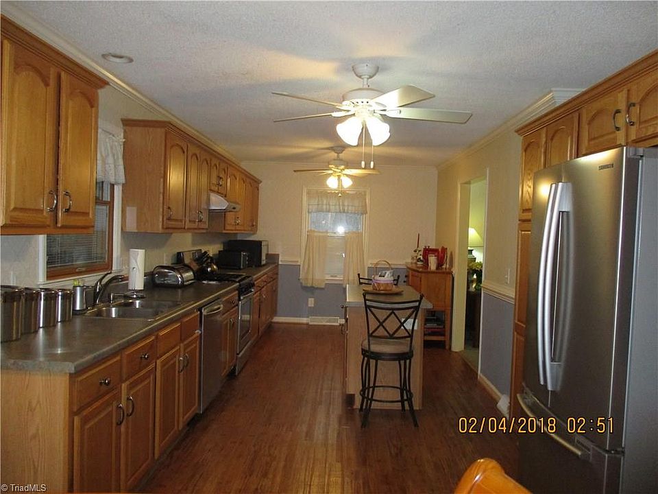 1st image of 4610 Ramblewood Dr