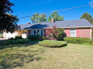 1759 Oakleigh Rd NW, Grand Rapids, MI 49504