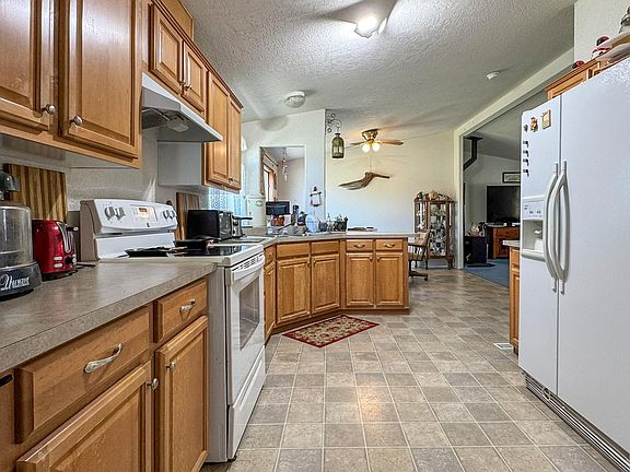 5th image of 10730 Quartz Ave