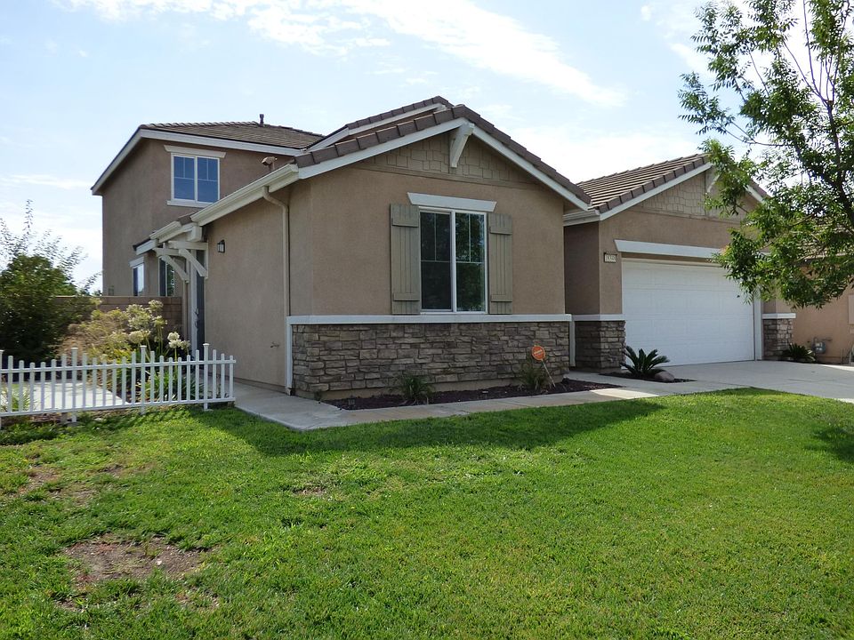 1st image of 18348 Cayenne Dr
