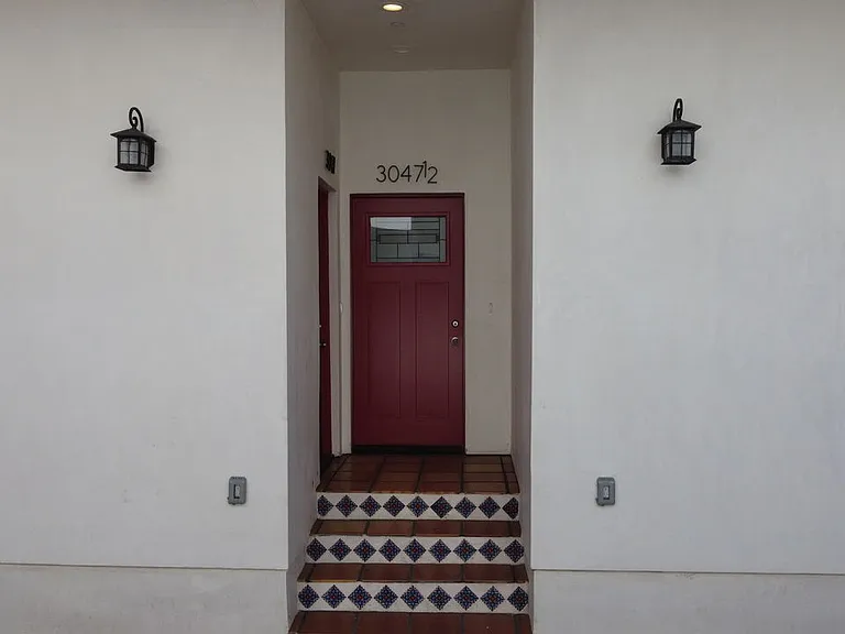 3047 Wellington Rd — Photo 2