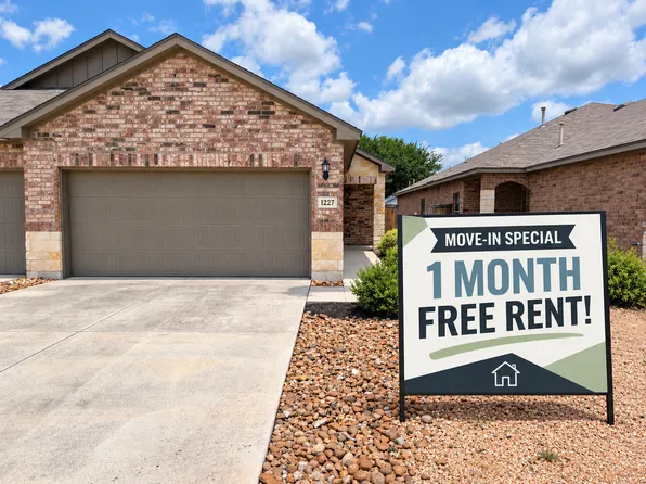 1227 Old Fm 306, New Braunfels, TX 78130