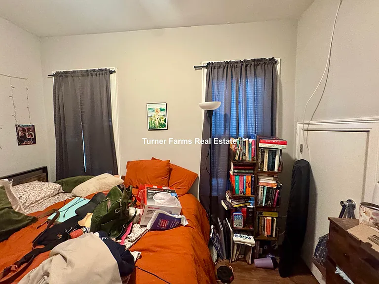 38 Crescent Ave #1A — Photo 17