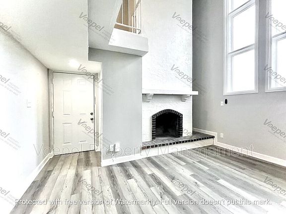 5th image of 4335 Oak St Unit 12
