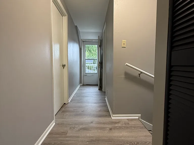5577 N Kent Ave — Photo 15