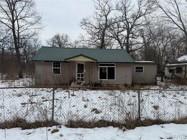 557 Gallatin Dr, Bismarck, MO 63624