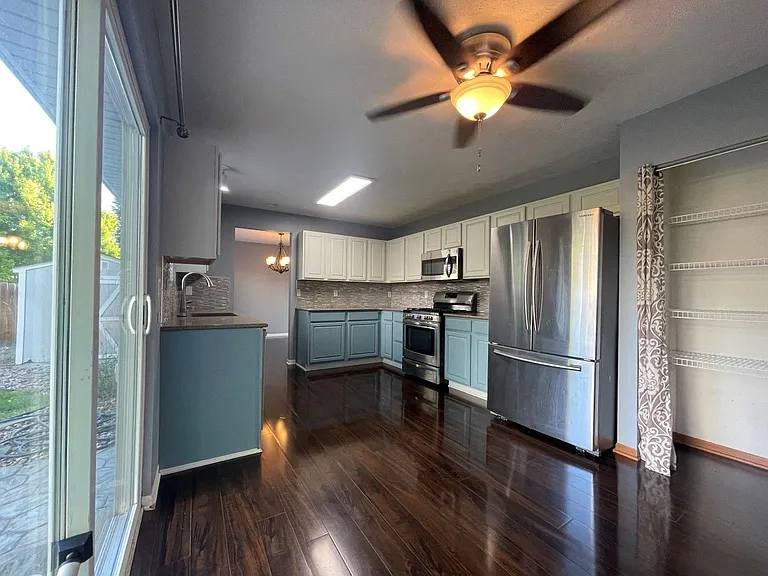 2930 Blackhawk Dr — Photo 14
