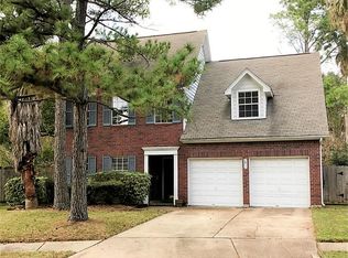 7811 View Park Ln, Houston, TX 77095