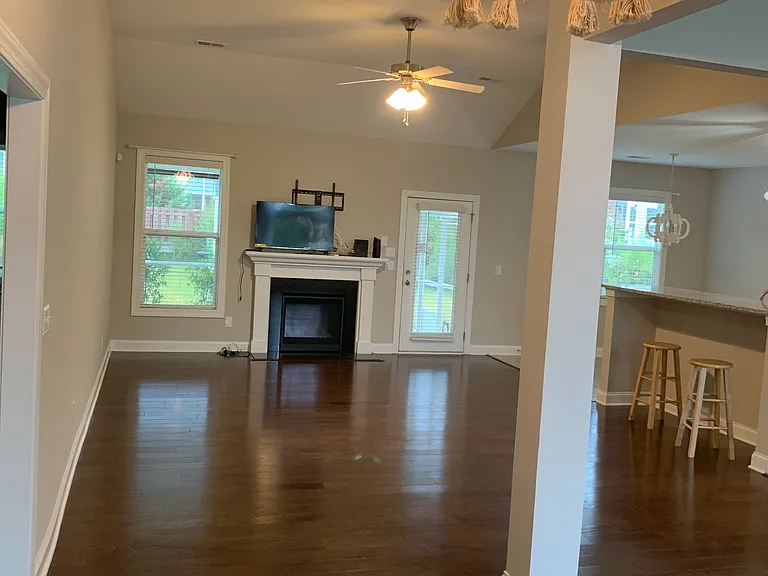 571 Maple Valley Loop — Photo 7