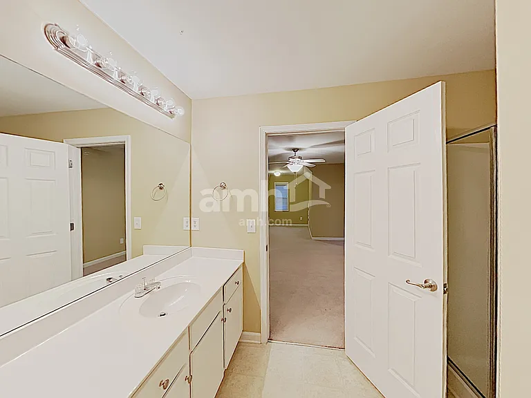 492 Winter Haven Ln — Photo 10