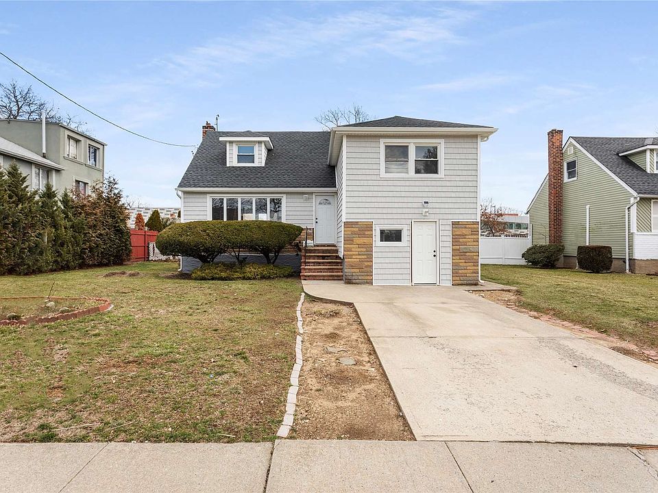 118 Hausch Boulevard, Roosevelt, NY 11575 Zillow