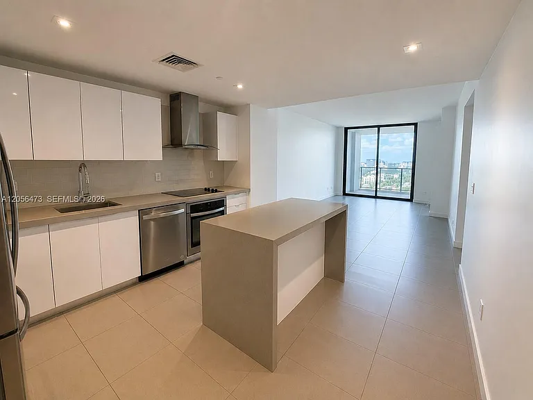 1600 NE 1st Ave #1815 — Photo 9