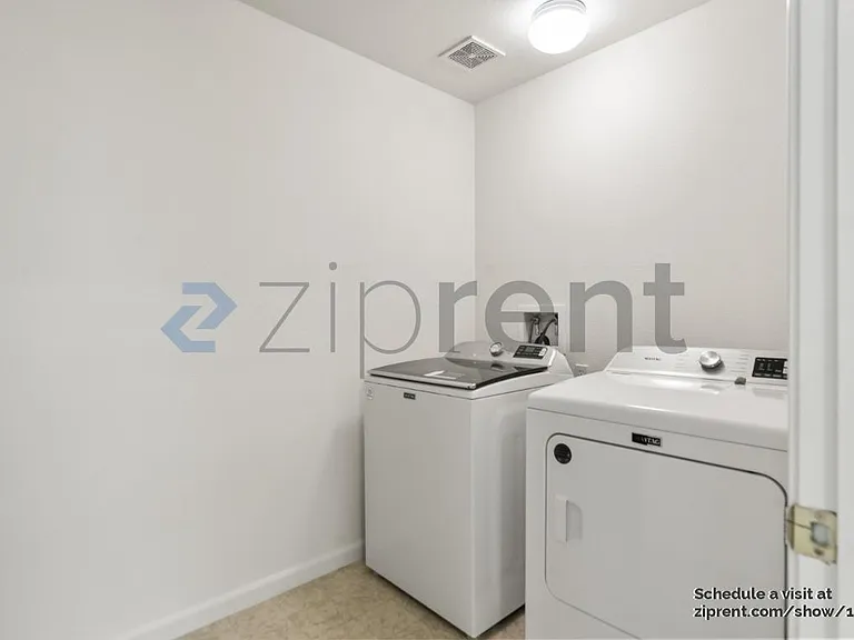 419 Malcolm Dr — Photo 34