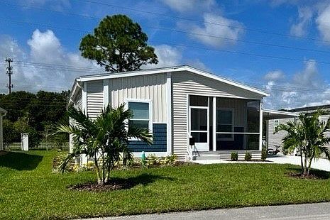 1st image of 215 Belleza Blvd #767