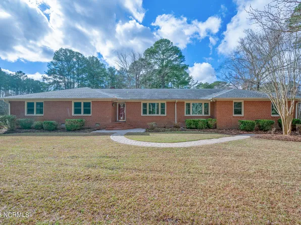 101 Dogwood Trail, Elizabeth City, NC 27909