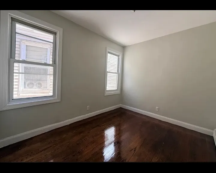 203 N 15th St #3L — Photo 8