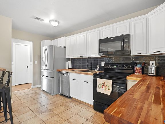 5th image of 3209 Harvey St NW