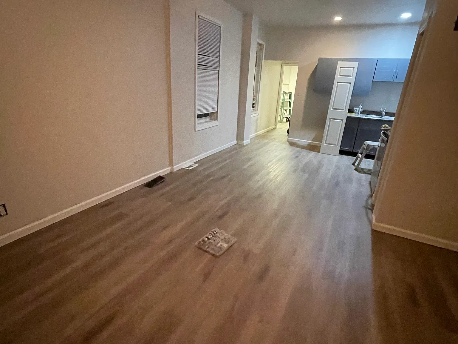 2 bed, 1000 sqft, $1,200 — Photo 2