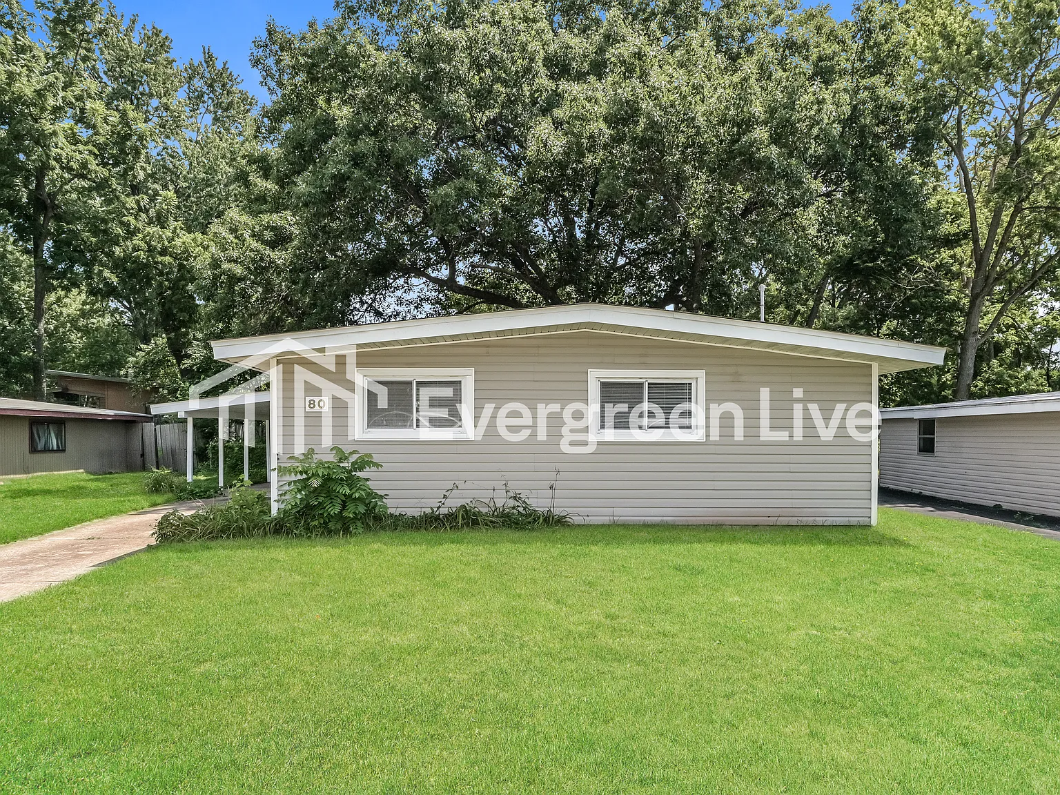 3 bed, 1.0 bath, 1148 sqft, $1,495 — Photo 1