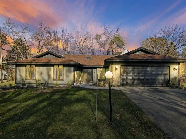 9499 402nd AVENUE, Genoa City, WI 53128