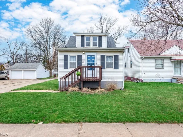 161 Forbes Rd, Bedford, OH 44146