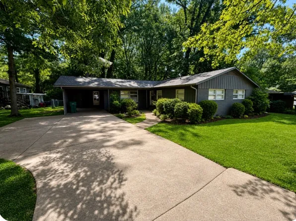 36 Beechwood Dr, Jackson, TN 38301
