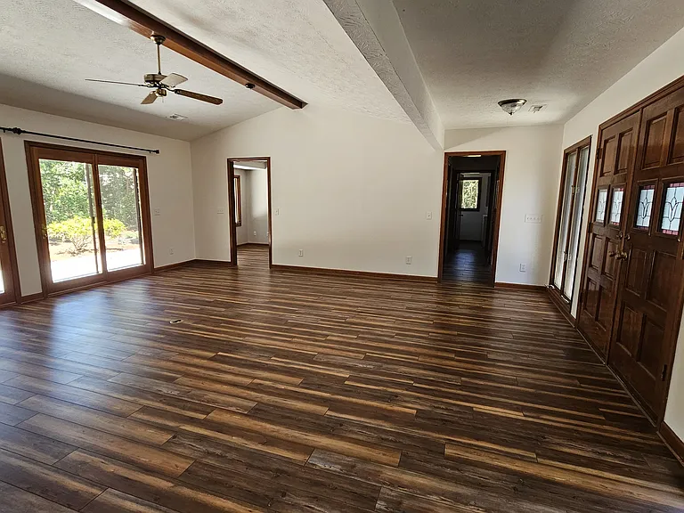 1640 Carriage Pl SW — Photo 11