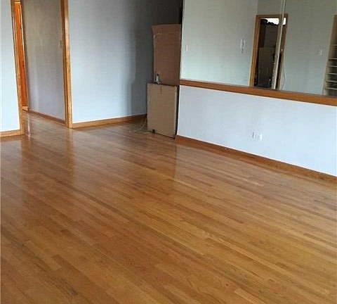 2nd image of 16201 Powells Cove Blvd APT 6D