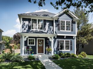 726 Cutler St, Saint Charles, IL 60174