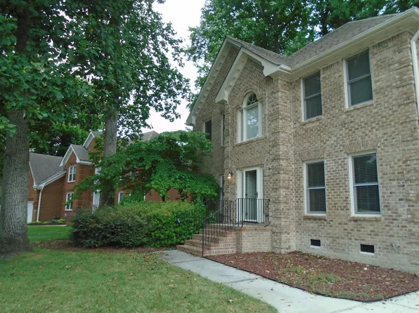 1106 Old Coach Rd, Chesapeake, VA 23322