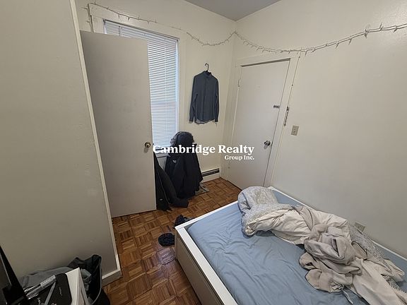 5th image of 1576 Tremont St #3T
