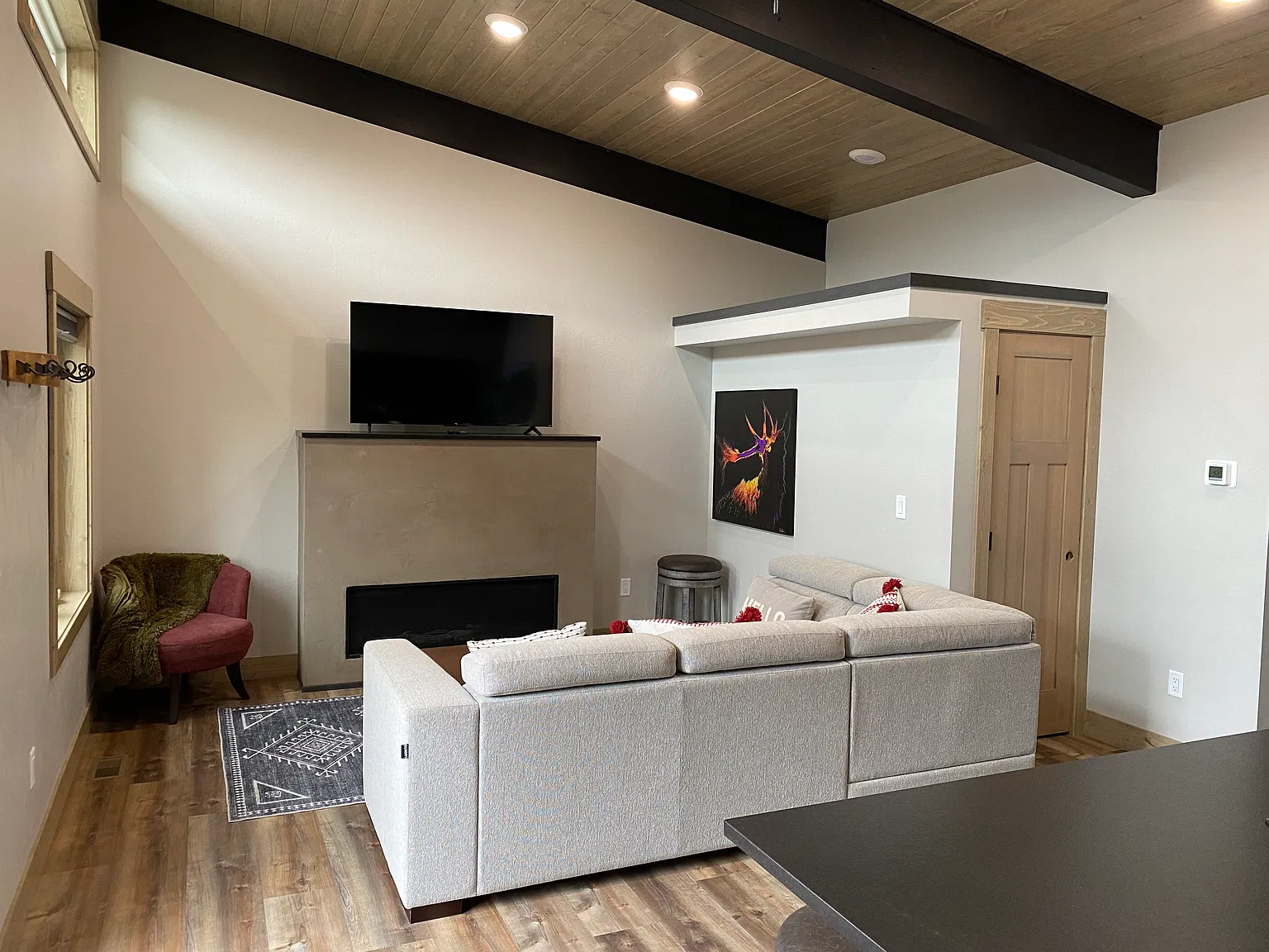 2 bed, 725 sqft, $2,450 — Photo 4