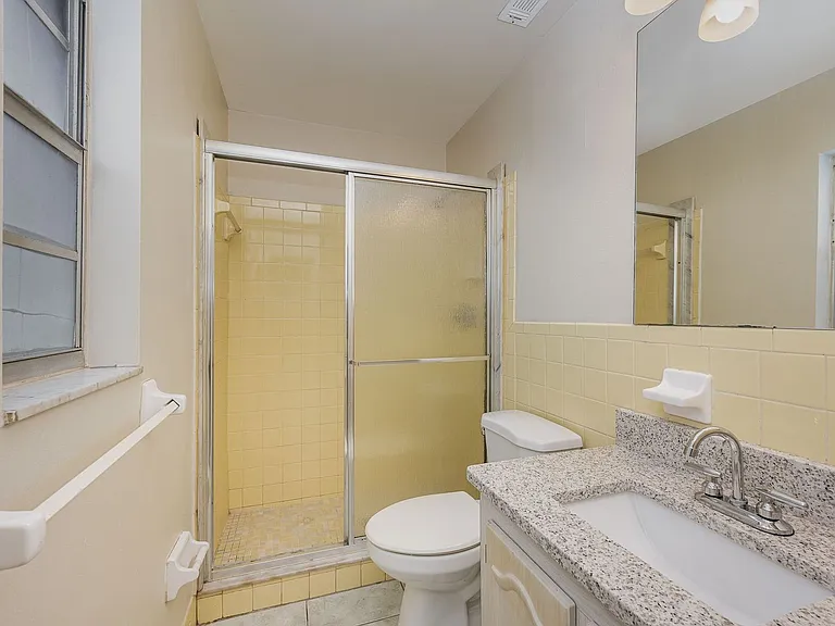 608 E Sacre Coeur Dr — Photo 10