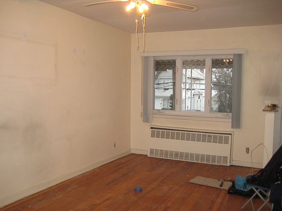 3rd image of 4109 Ave T Brooklyn Ny 11234 # Fl 2nd