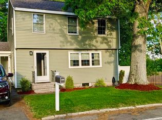 93 Old Andover Rd, North Reading, MA 01864