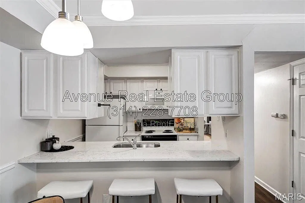 2 bed, 2.0 bath, 888 sqft, $1,650 — Photo 4