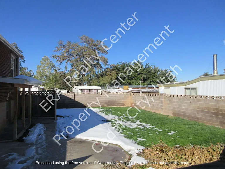 399 E Center St — Photo 13