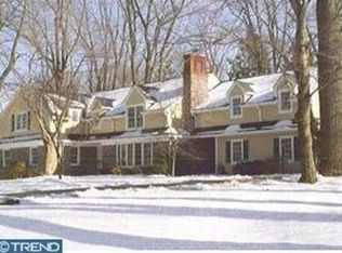 526 Millbrook Rd, Devon, PA 19333