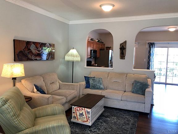 5th image of 29 Logan Ln