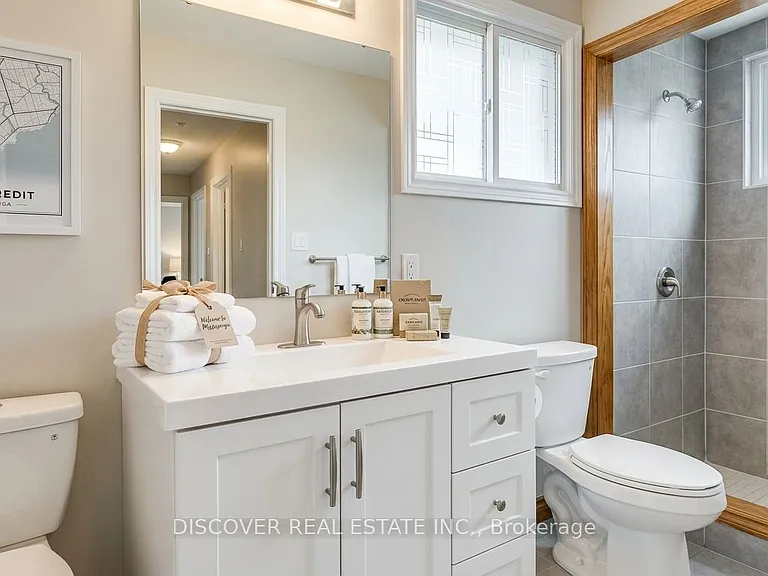 14 Donata Dr — Photo 13
