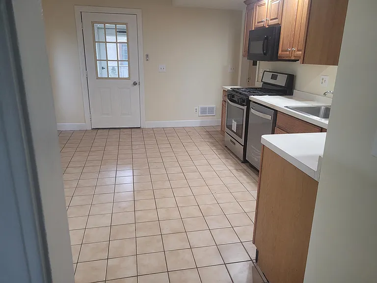 337-339 Fairport Rd — Photo 2